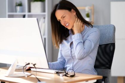 Common Triggers of Neck Pain and How to Avoid Them