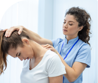 Services That a Neck Pain Specialist Offers