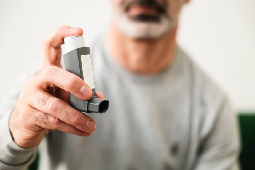 When to Consult an Asthma Specialist for Your Symptoms